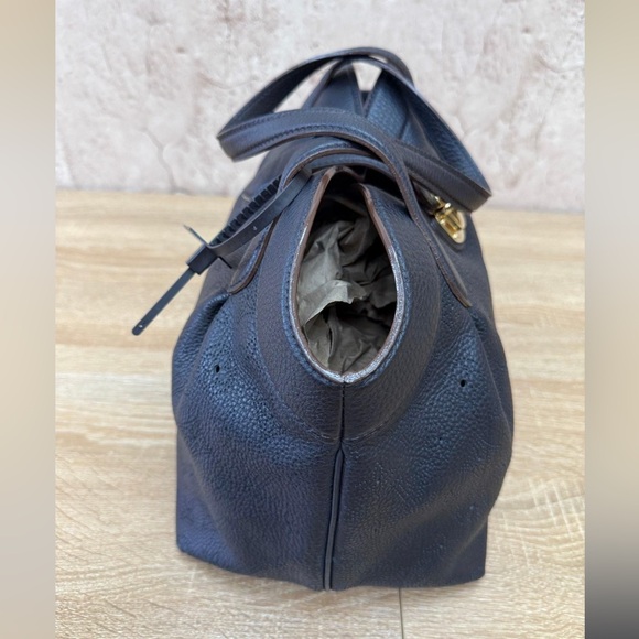 Louis Vuitton Mahina Cirrus PM Hobo Black Leather Gold Hardware AR0161 Authentic - Picture 5 of 17